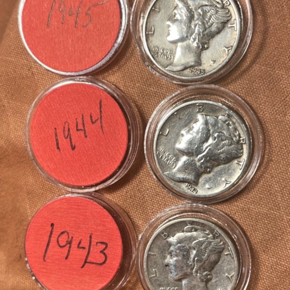 (Lot of 3) choice-gem MERCURY silver U.S. dimes. 1943p, 1944p & 1945 s